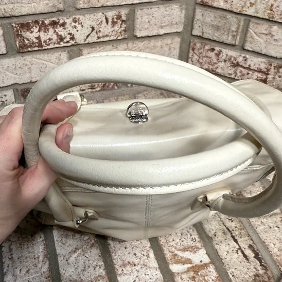 Badgley Mischka Ivory and Black Leather Tote Bag Silver Hardware Satchel - Picture 10 of 13